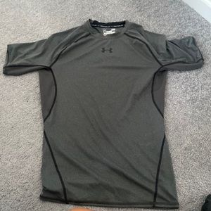 Youth large under armor boys compression top